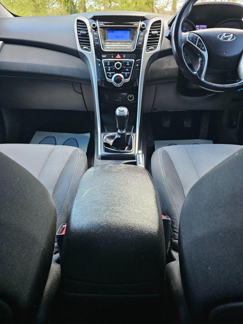 HYUNDAI I30