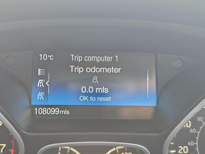 FORD FOCUS