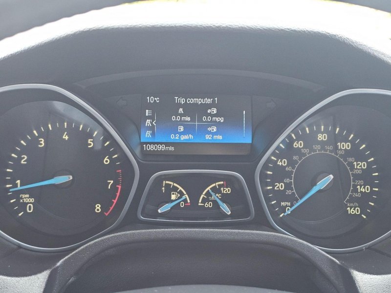 FORD FOCUS
