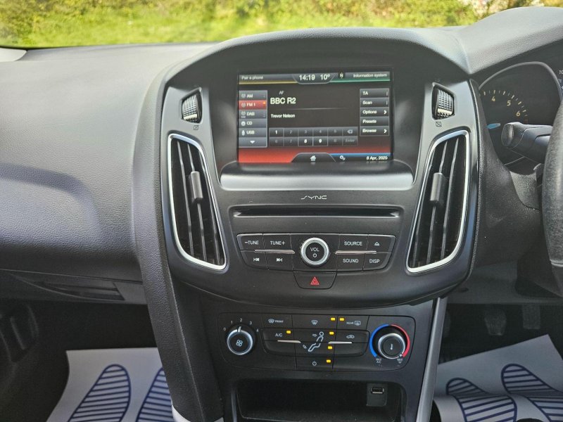FORD FOCUS